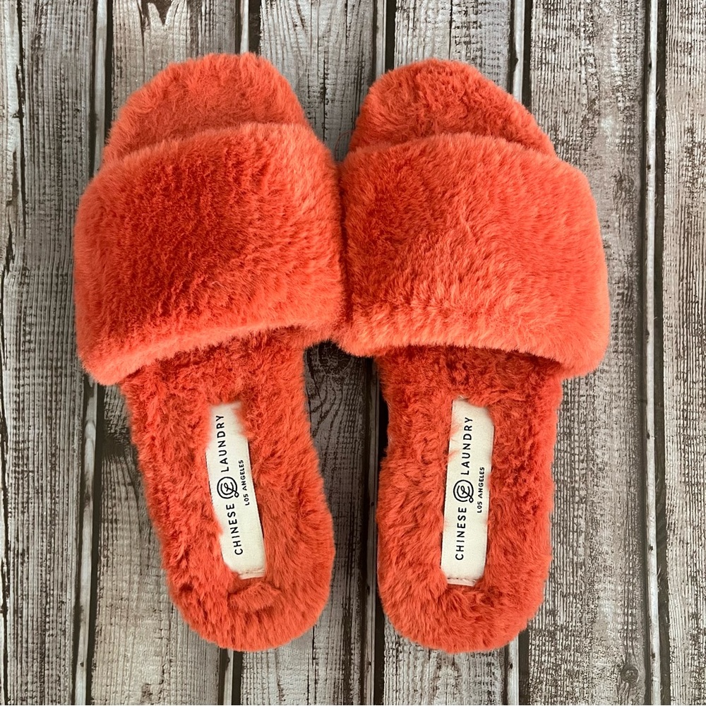 Chinese Laundry Rally Slide Slipper Size 8